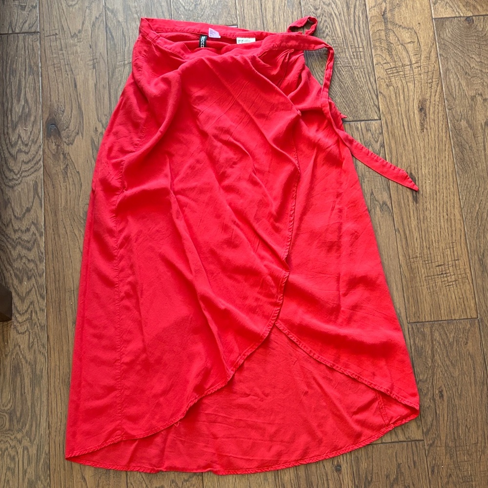 Divided Vibrant Red High-Low Skirt